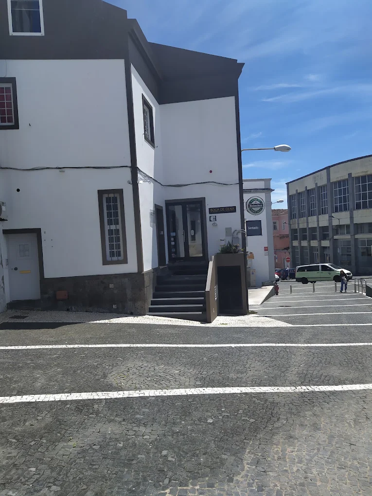Foto — escritório de Ponta Delgada